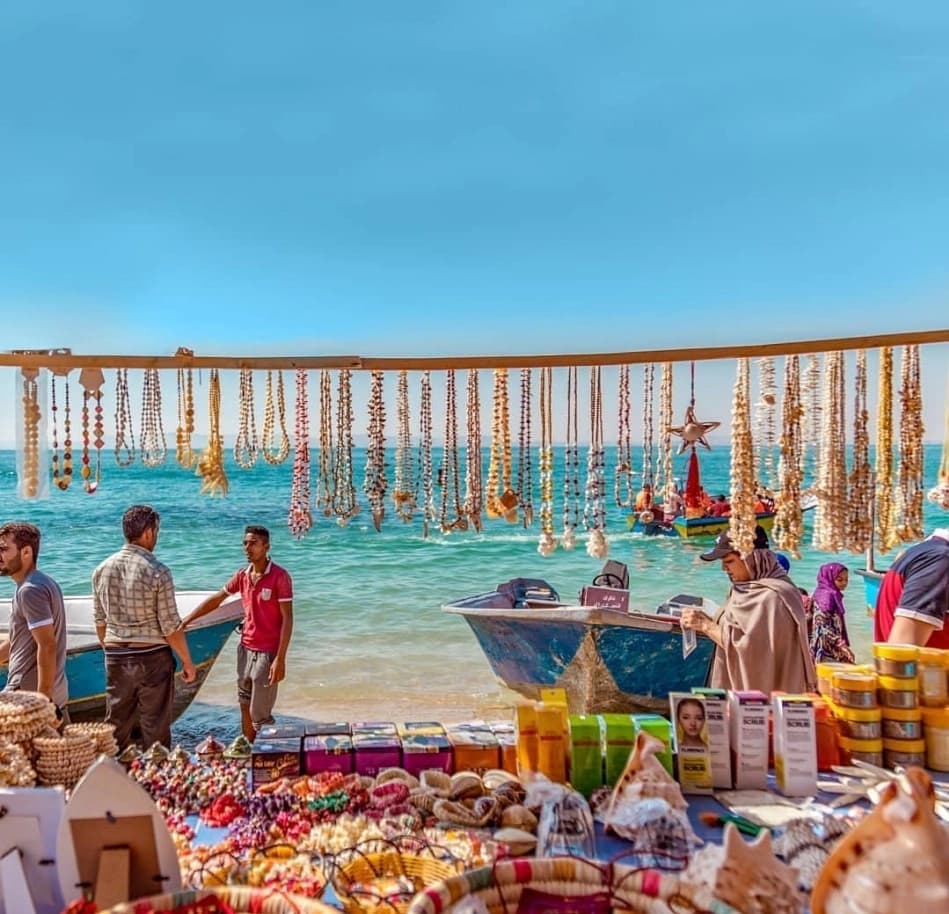 هدايا قشم التذكارية | المأكولات والحرف اليدوية الفريدة