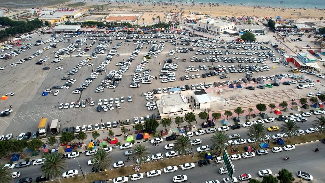 پارکینگ های نوروزی شهر قشم و درگهان کاور پارکینگ های نوروزی شهر قشم و درگهان